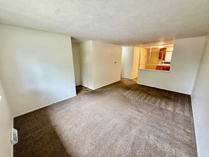 1083 Winona Dr - Photo 3 of 21