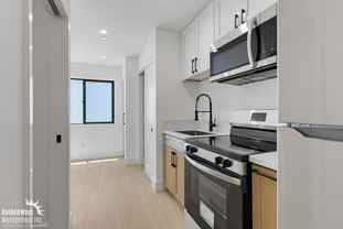 3075 Hawthorn St #2 - Photo 1 of 1