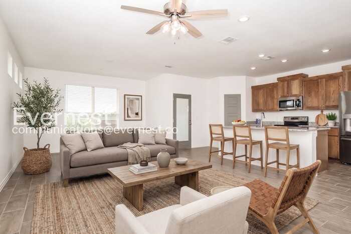 621 Old Glory Rd - Photo 5 of 20