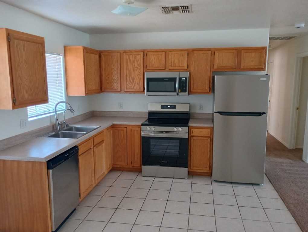 15982 S Moon Valley Rd #B - Photo 2 of 20