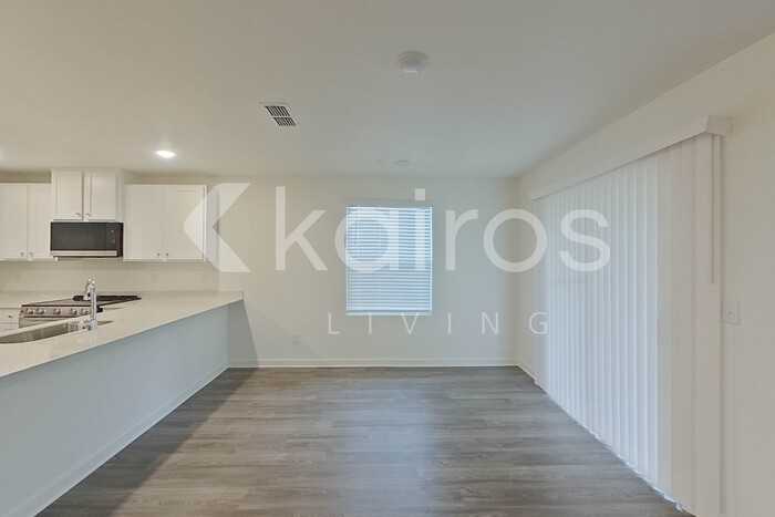 148 George Oxford Dr - Photo 6 of 26