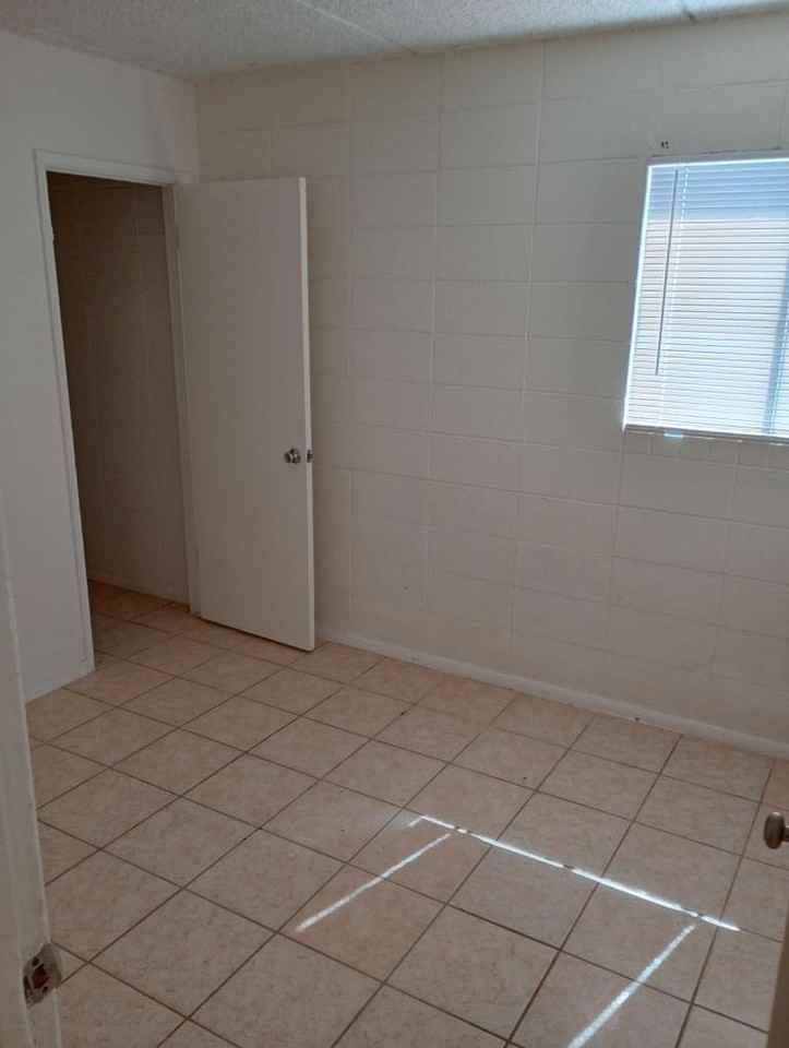 401 N D St #11 - Photo 6 of 14
