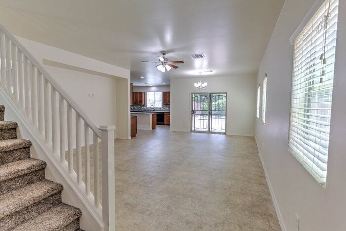 837 W Placita Pozanco - Photo 3 of 40