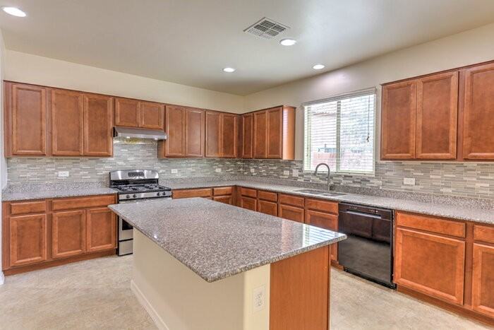 837 W Placita Pozanco - Photo 7 of 40