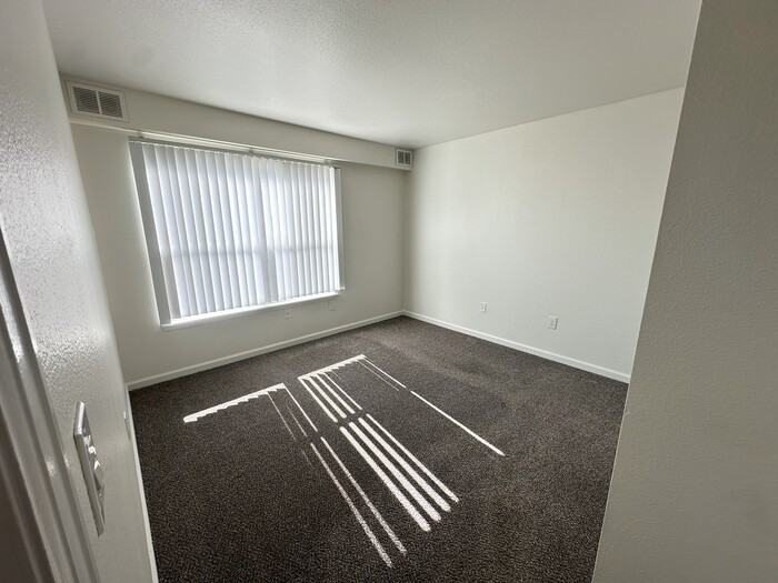 10741 Dayton Way #335 - Photo 4 of 28