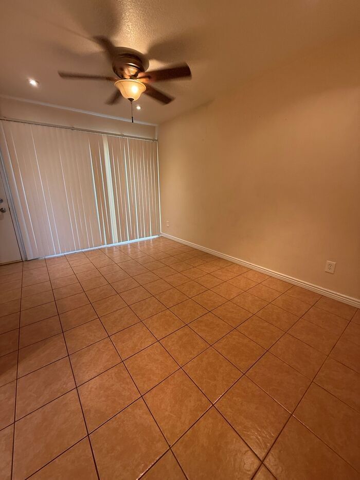 2755 W Anklam Rd #B - Photo 7 of 23