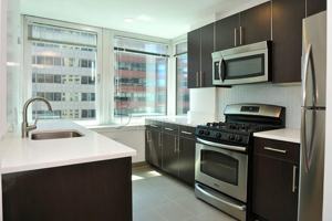 featured image of 246 Pearl St #808