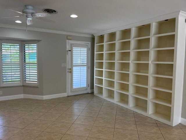 1288 Southwest 7th Street - Photo 5 of 8