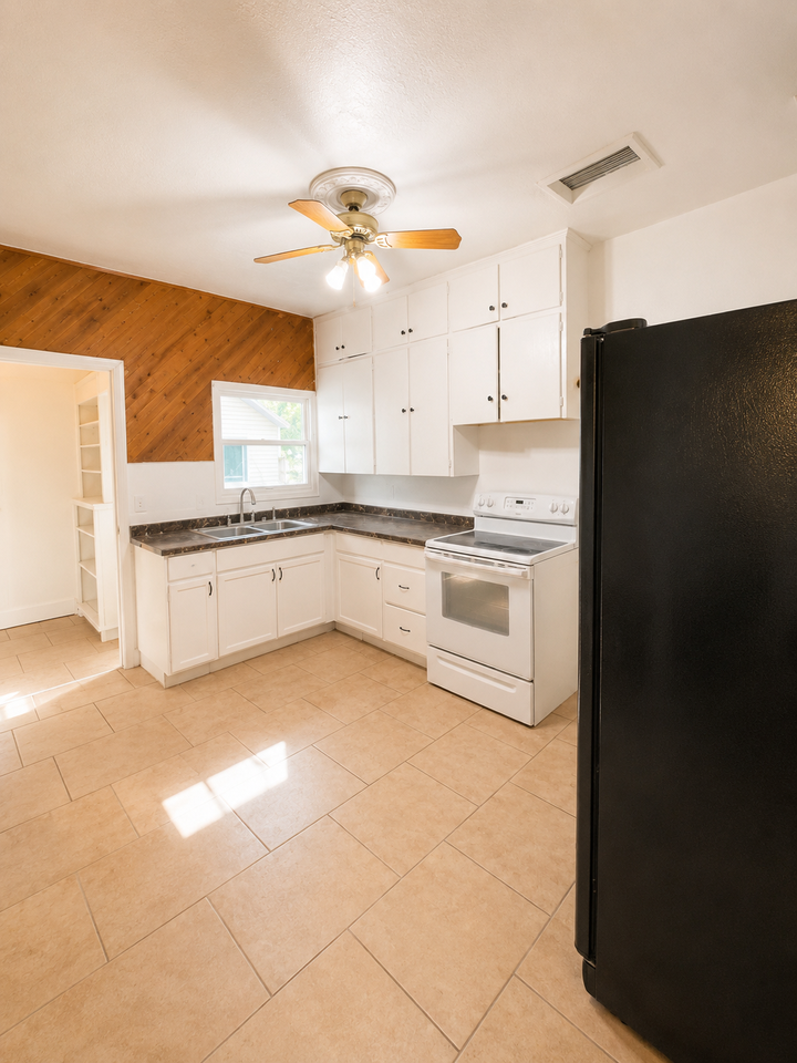 2230 Jackson Ave #1 - Photo 6 of 23
