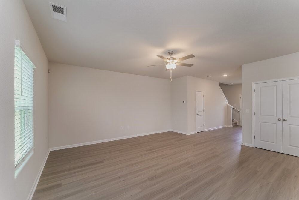 6244 Lowe Ln - Photo 5 of 17