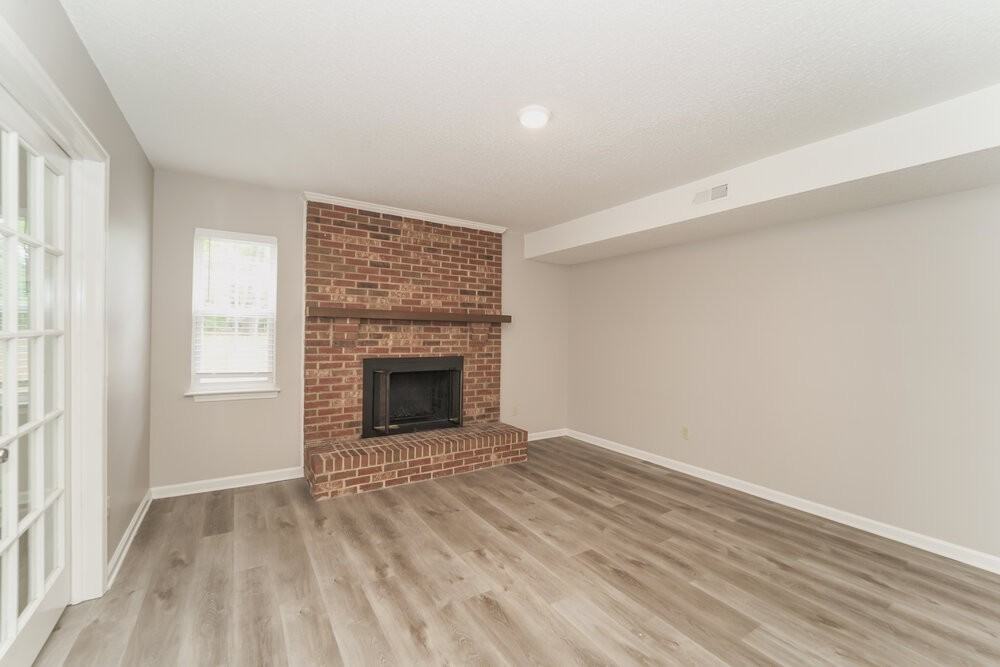 605 Bundy Cir - Photo 6 of 17