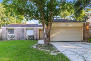4015 Adonis Dr - Photo 1 of 1