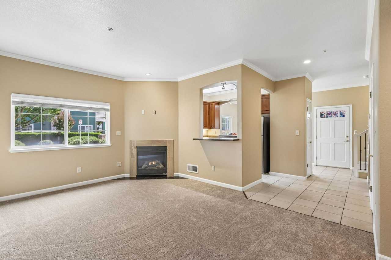 Meritage Villas Townhomes - Photo 5 of 10
