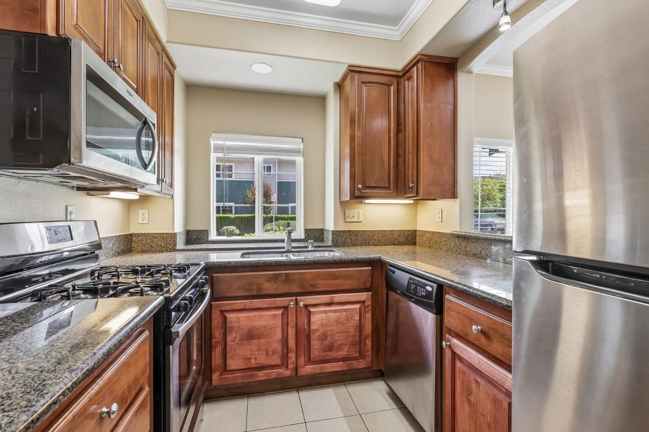 Meritage Villas Townhomes - Photo 7 of 10