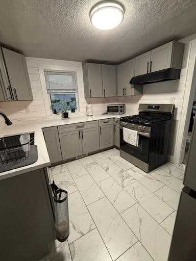 1617 E 4th St - Photo 4 of 11