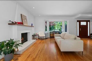 featured image of 707 Braemar Rd E