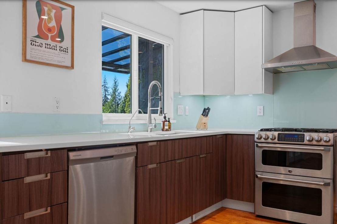 707 Braemar Rd E - Photo 6 of 28