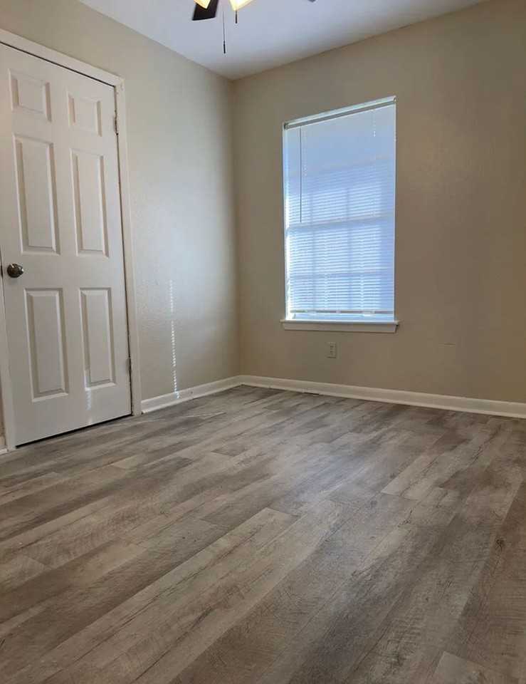 214 Guidry Road - Photo 6 of 8