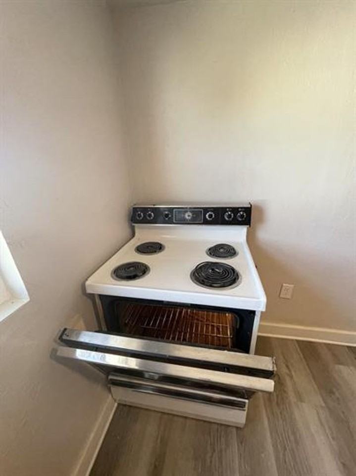 4517 S Shields Blvd #B - Photo 2 of 14