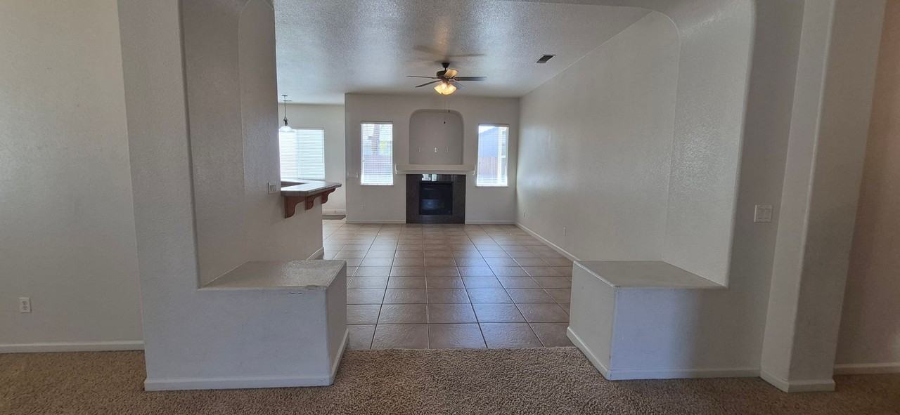 Crystal Springs Dr - Photo 3 of 37