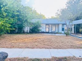 featured image of 10806 Lazy Oaks Dr