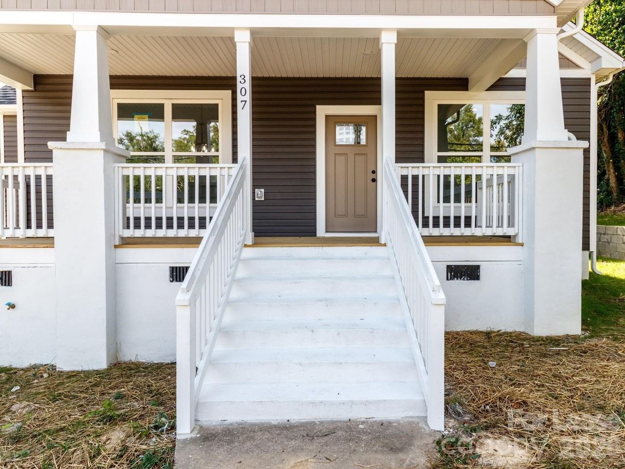 307 E Arch St - Photo 4 of 40