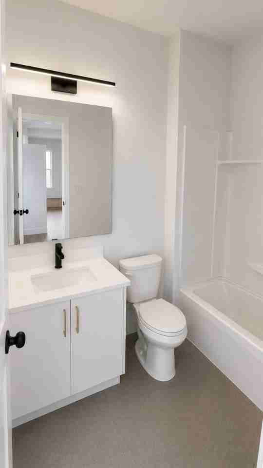 831 5th Avenue North #3 - Photo 5 of 8