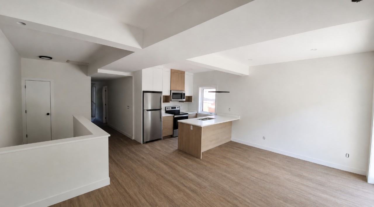831 5th Avenue North #5 - Photo 3 of 9