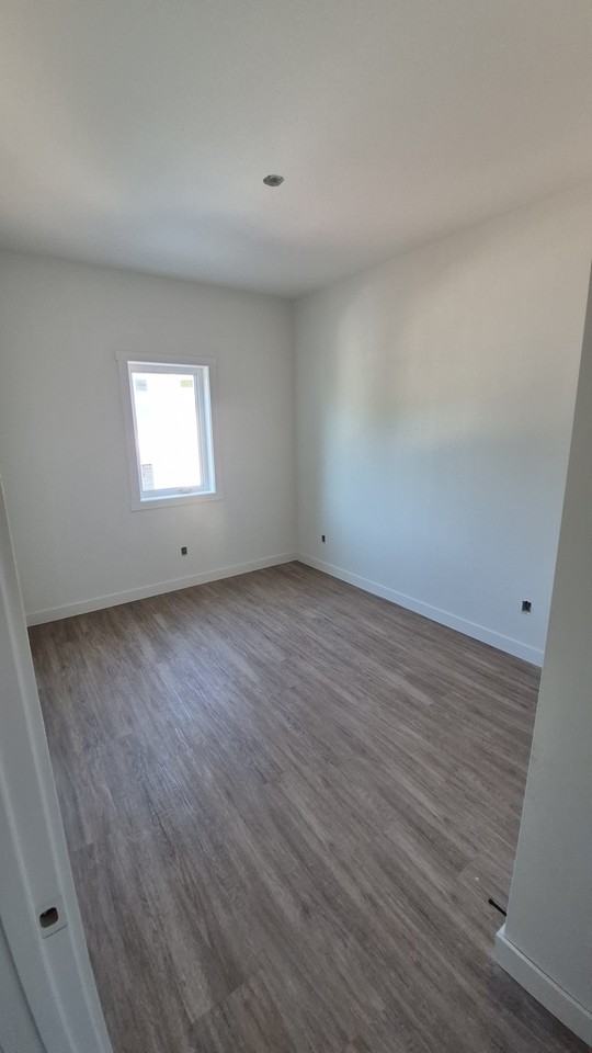 831 5th Avenue North #5 - Photo 5 of 9