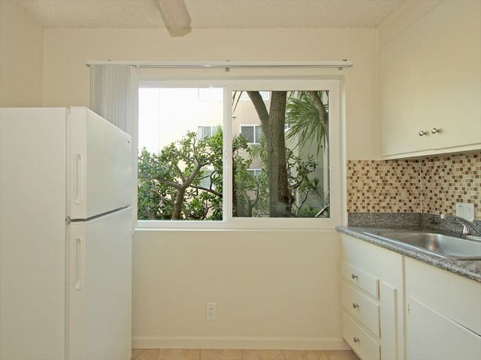 415 - 425 S Bernardo Avenue #425-207 - Photo 5 of 8