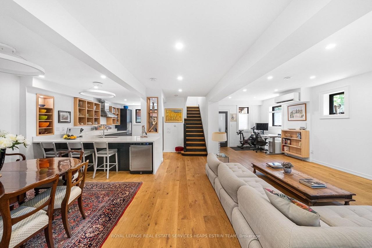 115 Robinson Street - Photo 3 of 25