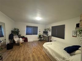 featured image of 329 Nw 44th St #1