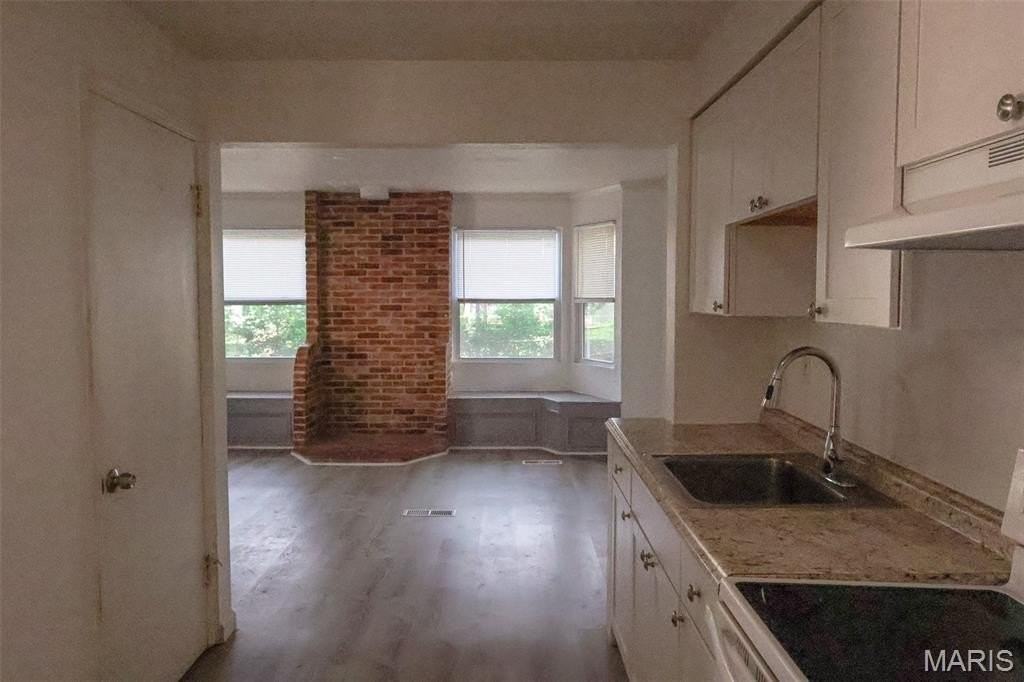 10522 Byfield Dr - Photo 6 of 15