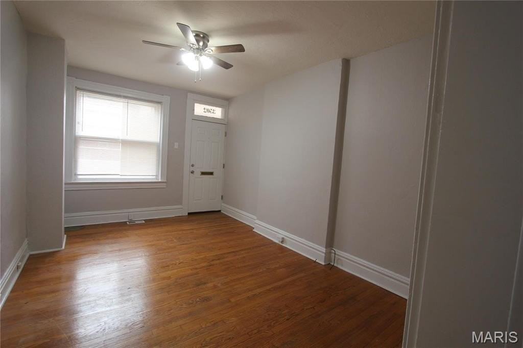 3502 Arsenal St #1F - Photo 3 of 11