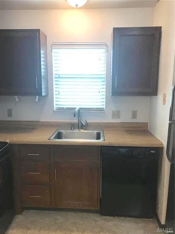 121 Ashley Dr - Photo 6 of 14