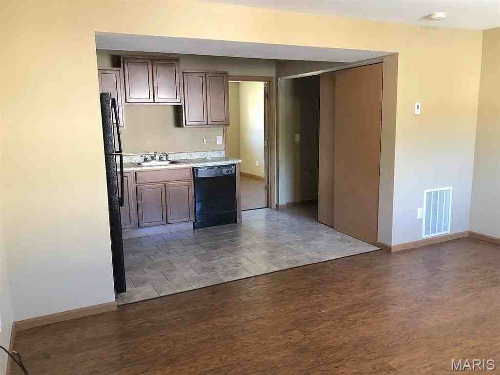 2619 Sierra Dr #3 - Photo 4 of 12
