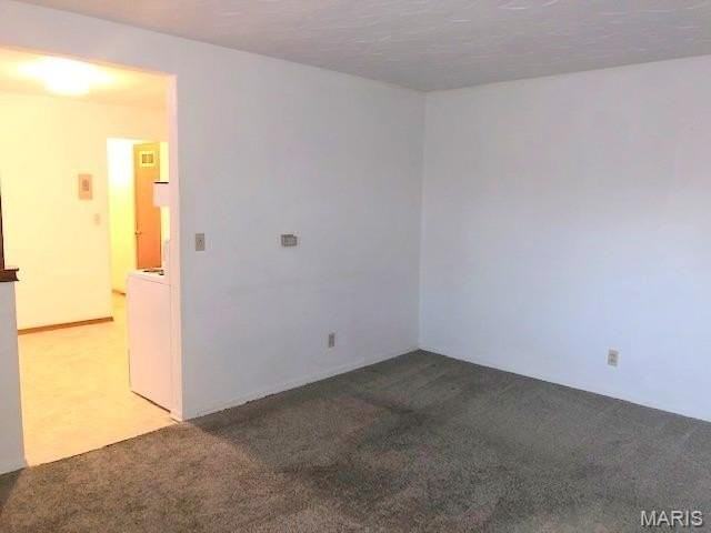 311 N Main St #4 - Photo 3 of 7