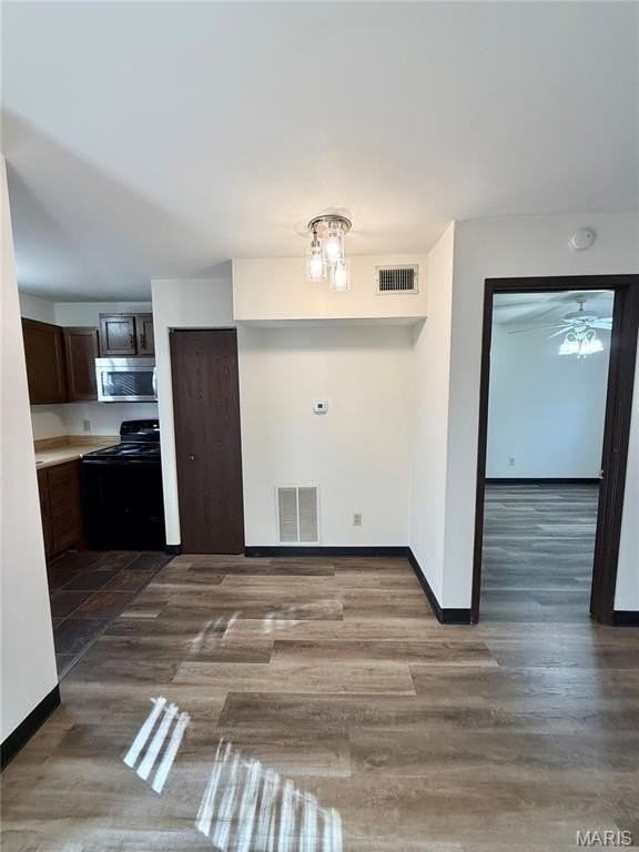 145 Ashley Dr - Photo 5 of 16