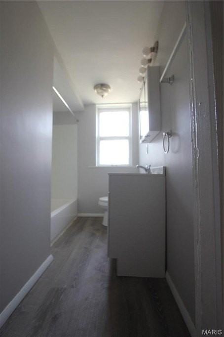 3969 Wilmington Ave #1stFL - Photo 5 of 12