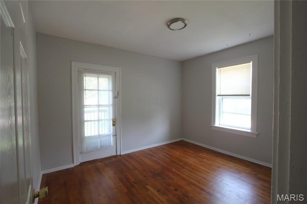3969 Wilmington Ave #1stFL - Photo 6 of 12