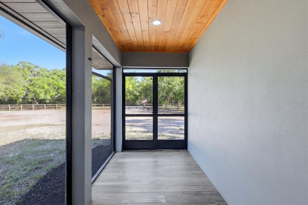 5361 Myakka Valley Trl - Photo 4 of 40