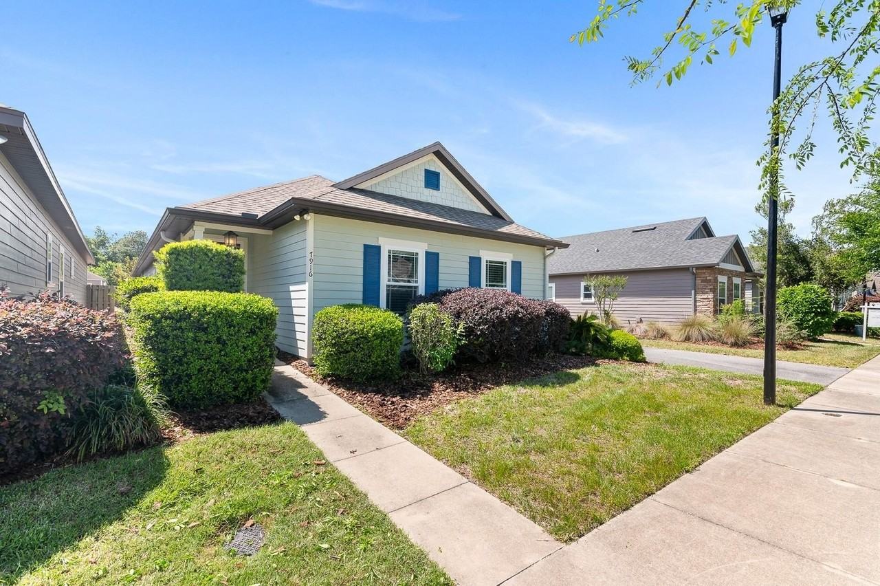 7916 Sw 80th Dr - Photo 3 of 37