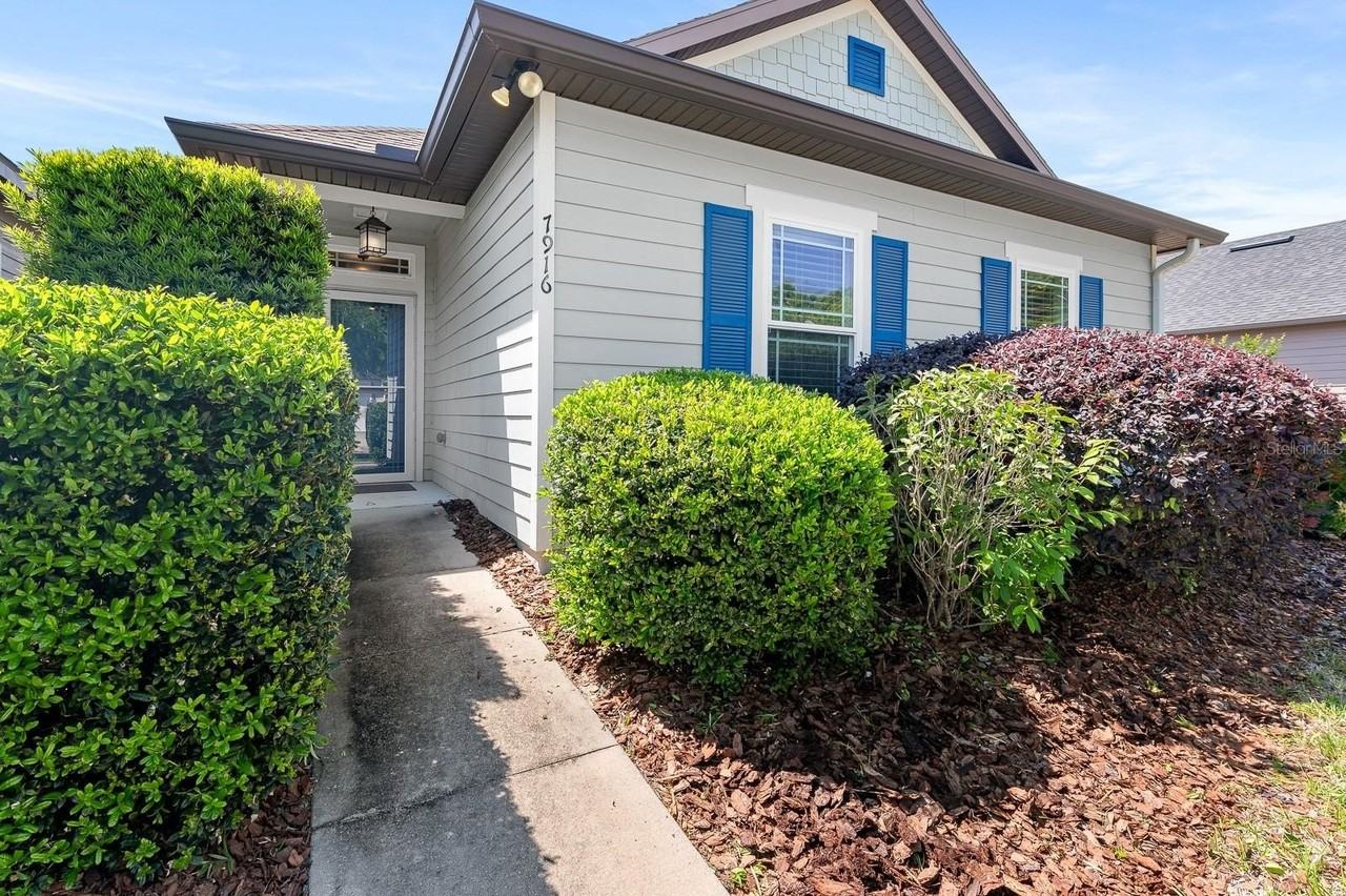 7916 Sw 80th Dr - Photo 5 of 37