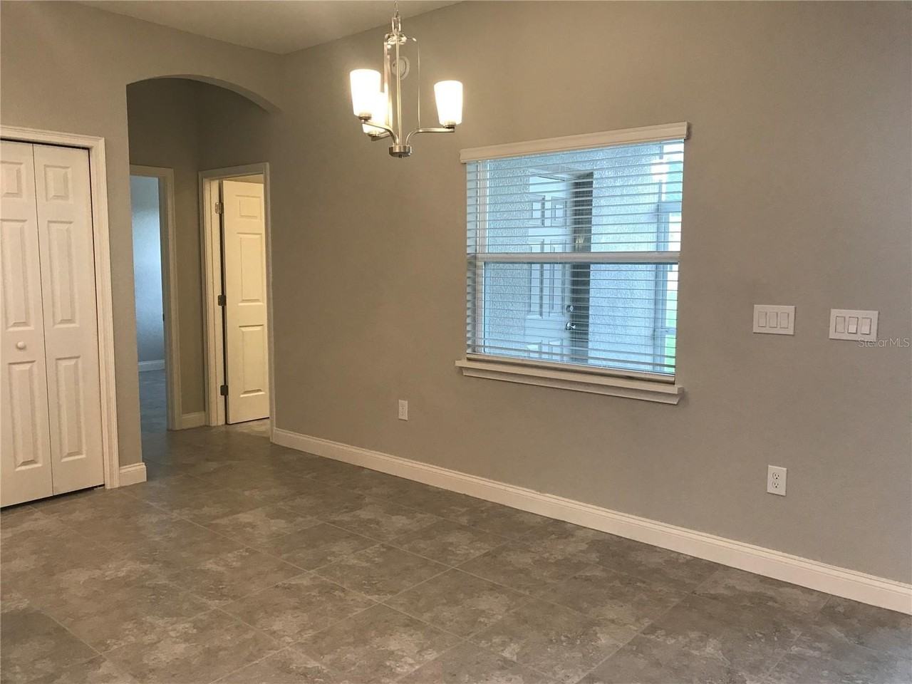 1437 Cypress View Ln - Photo 6 of 31