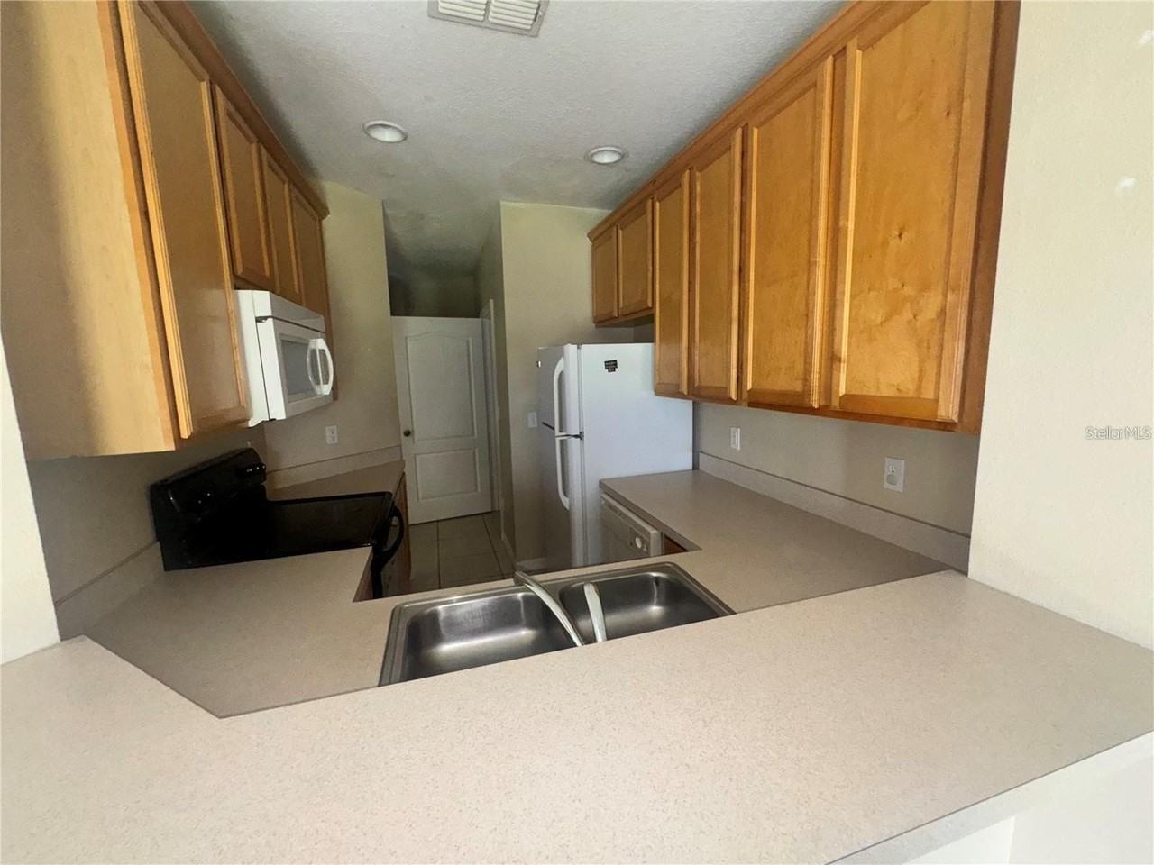 9448 Flowering Cottonwood Rd #71 - Photo 6 of 16