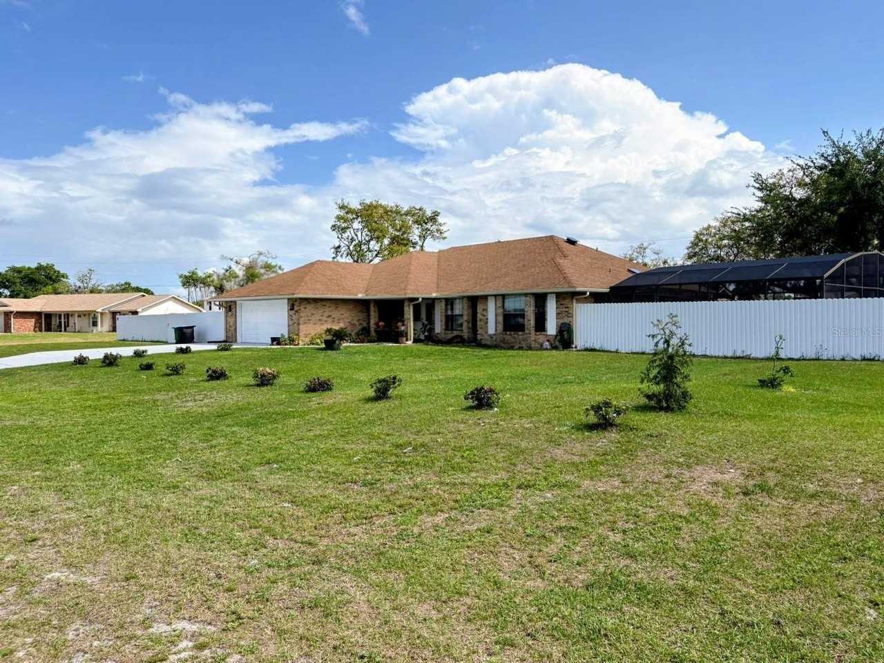 3958 Carrick Bend Dr - Photo 4 of 38