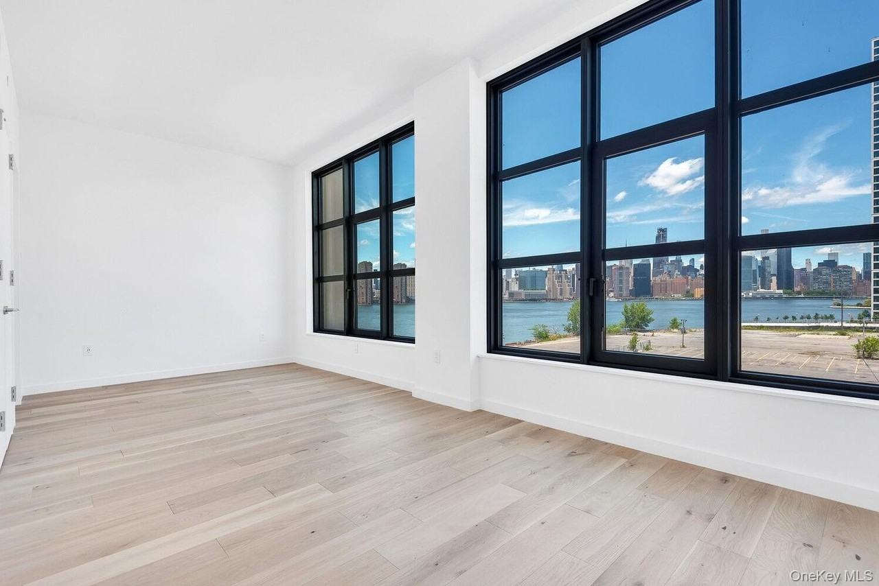 29 Huron St #4HW - Photo 5 of 12