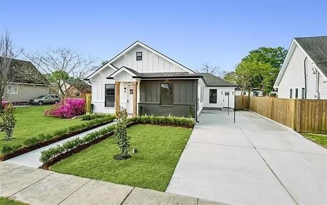 308 Riess Pl - Photo 2 of 13