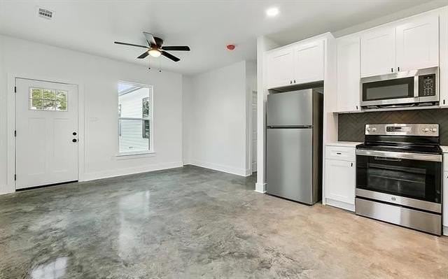 308 Riess Pl - Photo 7 of 13