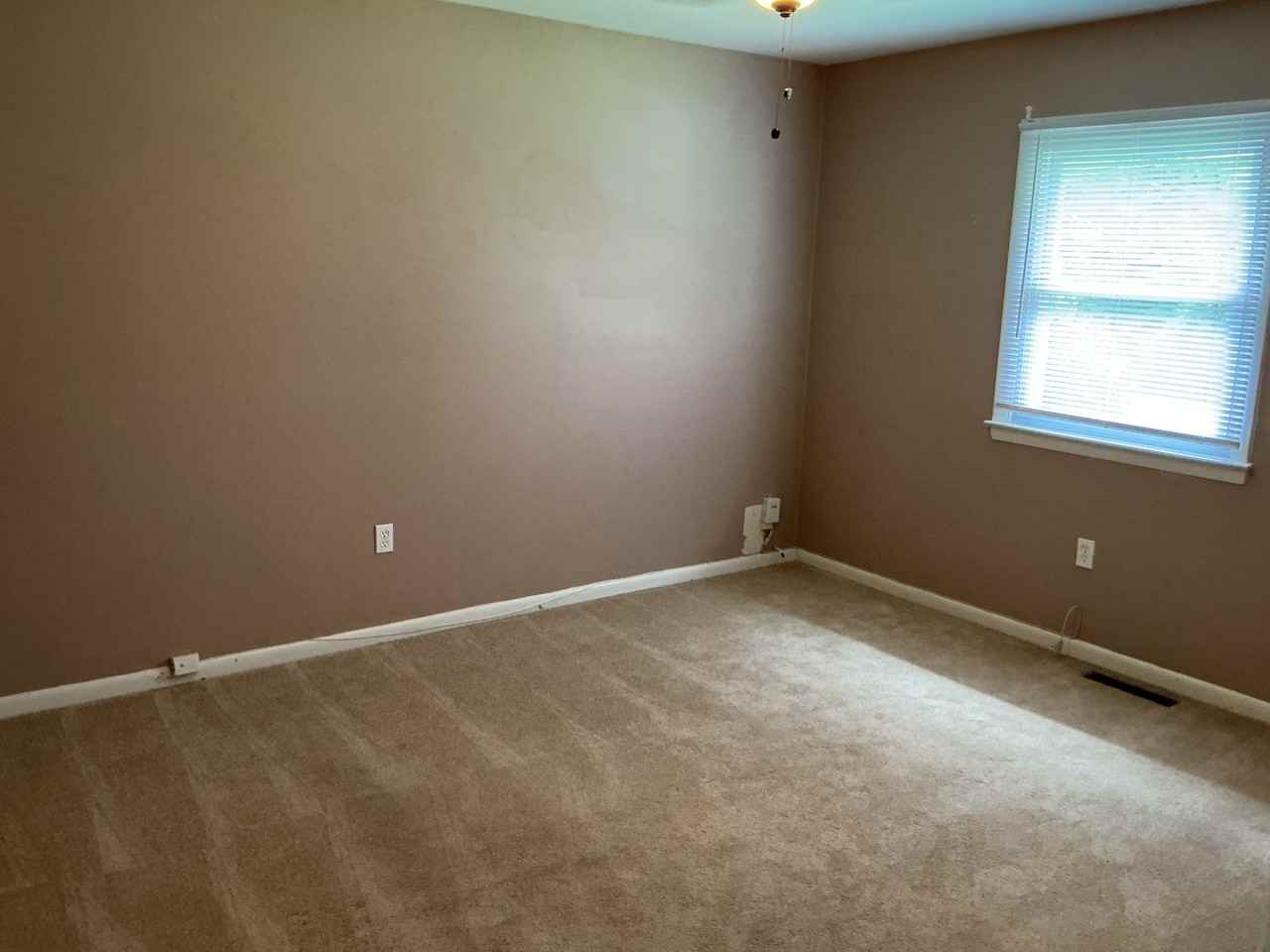 1012 Turkey Point Rd #1 - Photo 6 of 11